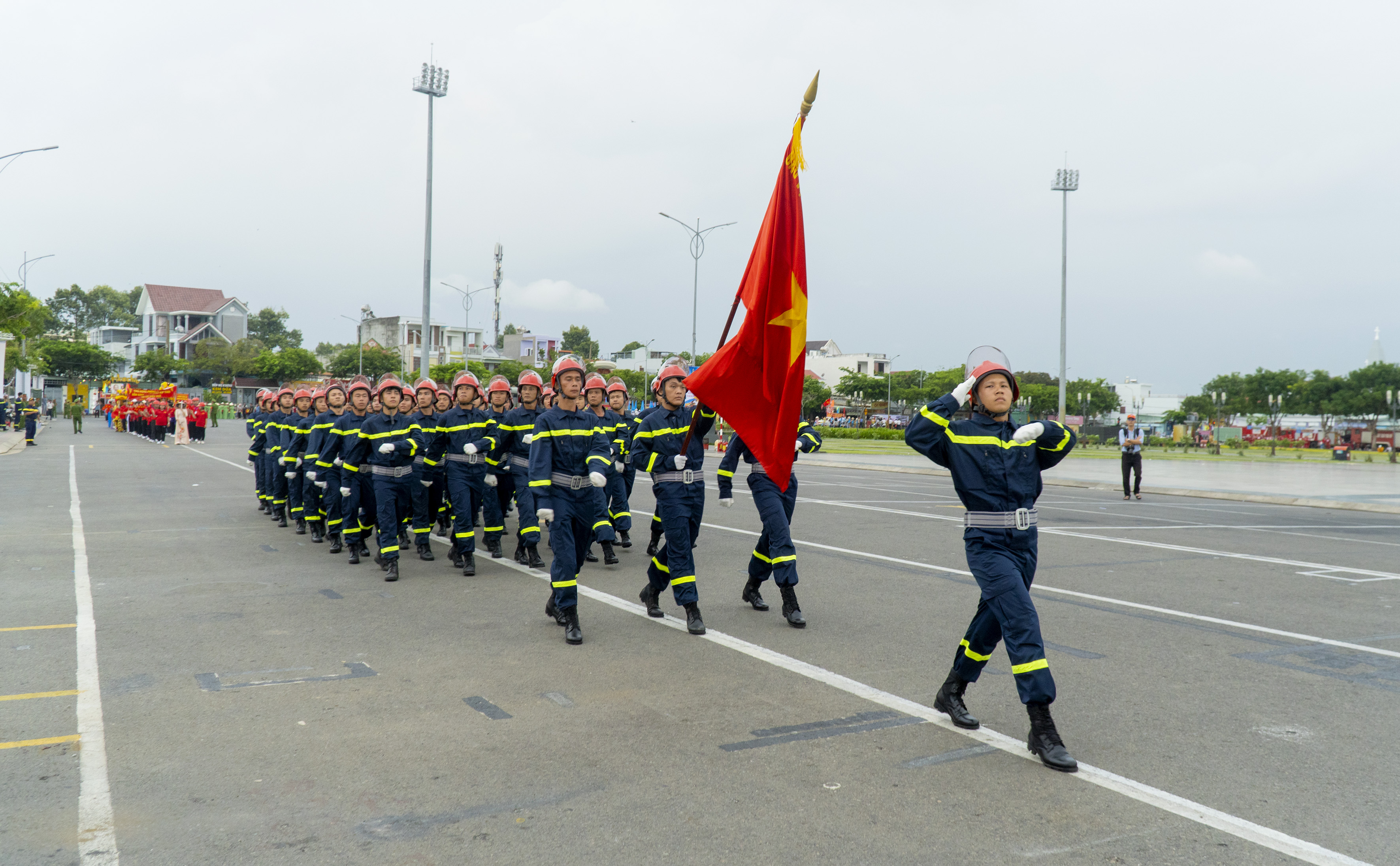 Diễu hành tuyên truyền tại hội thi.