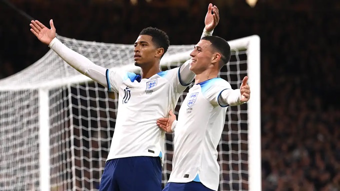 Phát huy điểm mạnh để hạn chế điểm yếu là điều mà Southgate nên làm.