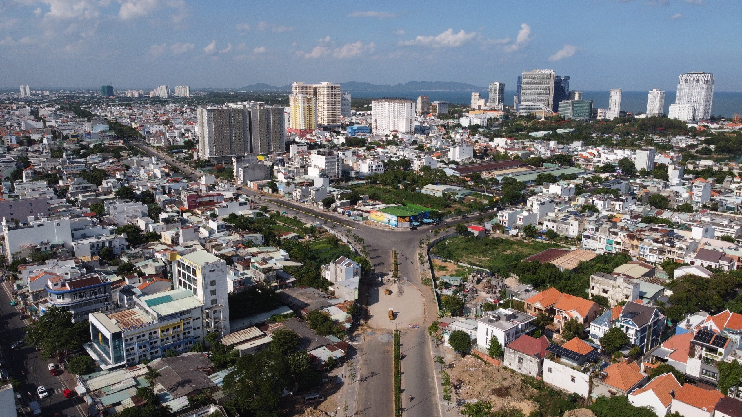 Đường Thống Nhất (nối dài) sắp sửa hoàn thiện, tạo diện mạo  khang trang cho đô thị Vũng Tàu.