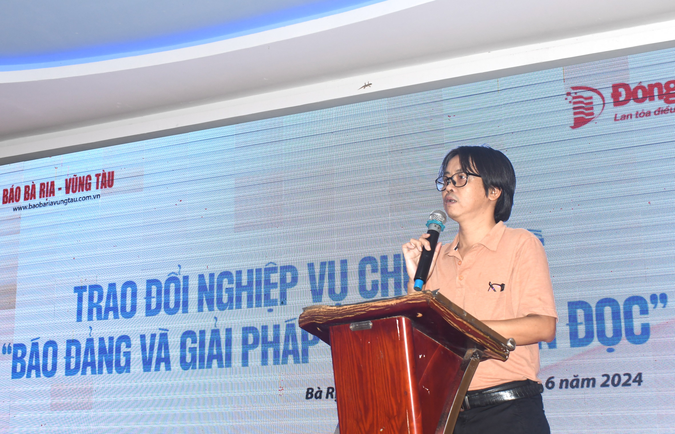 Ông Nguyễn Phúc Lưu, Phó Trưởng phòng Thời sự - Chính trị Báo Bà Rịa - Vũng Tàu chia sẻ về triển khai đề tài xây dựng Đảng.