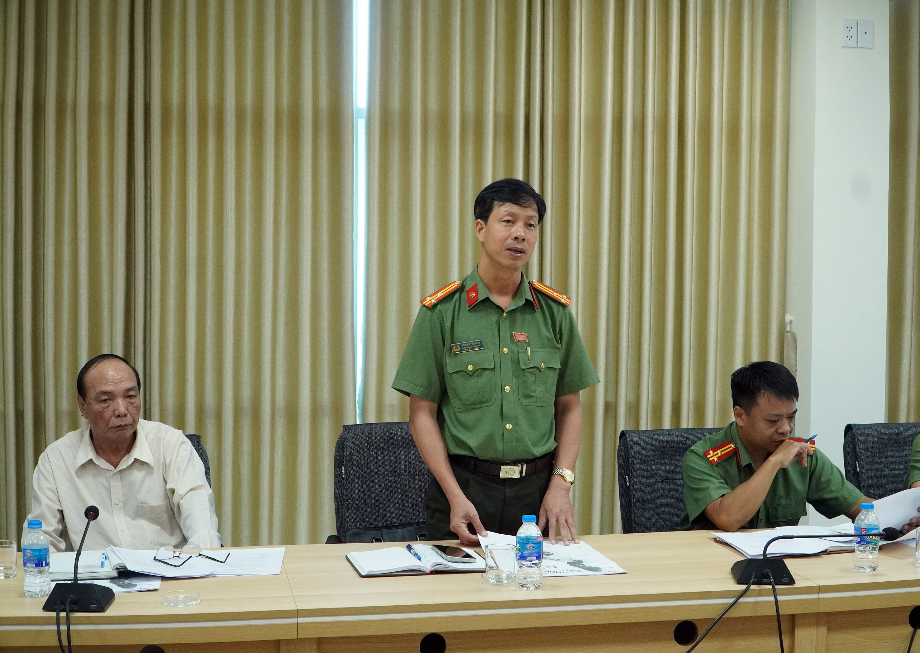 Đại diện Công an TP. Vũng Tàu phát biểu về công tác bảo đảm an ninh trật tự cho giải.