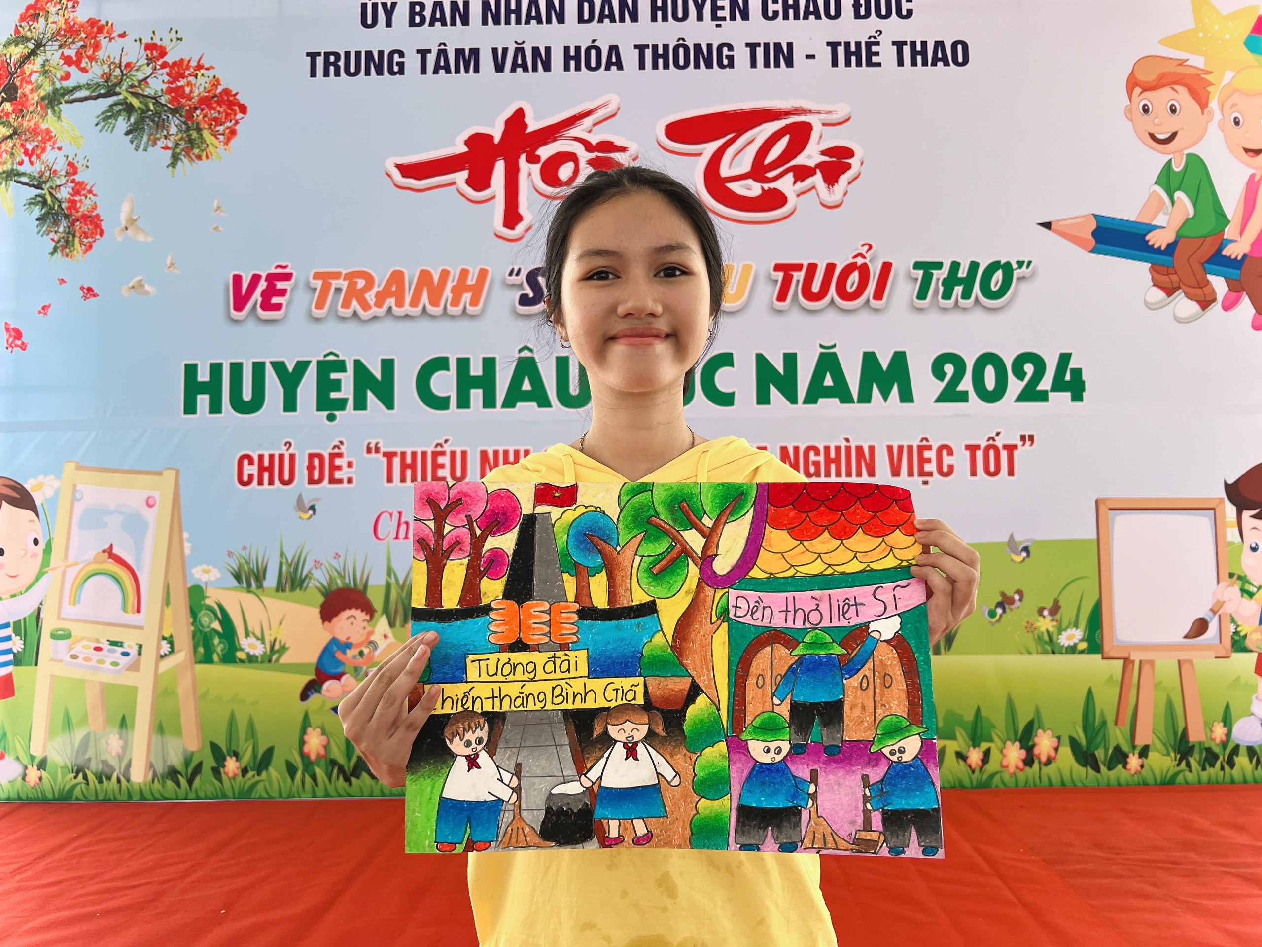 Các em thiếu nhi thể hiện ước mơ của mình qua những bức tranh.
