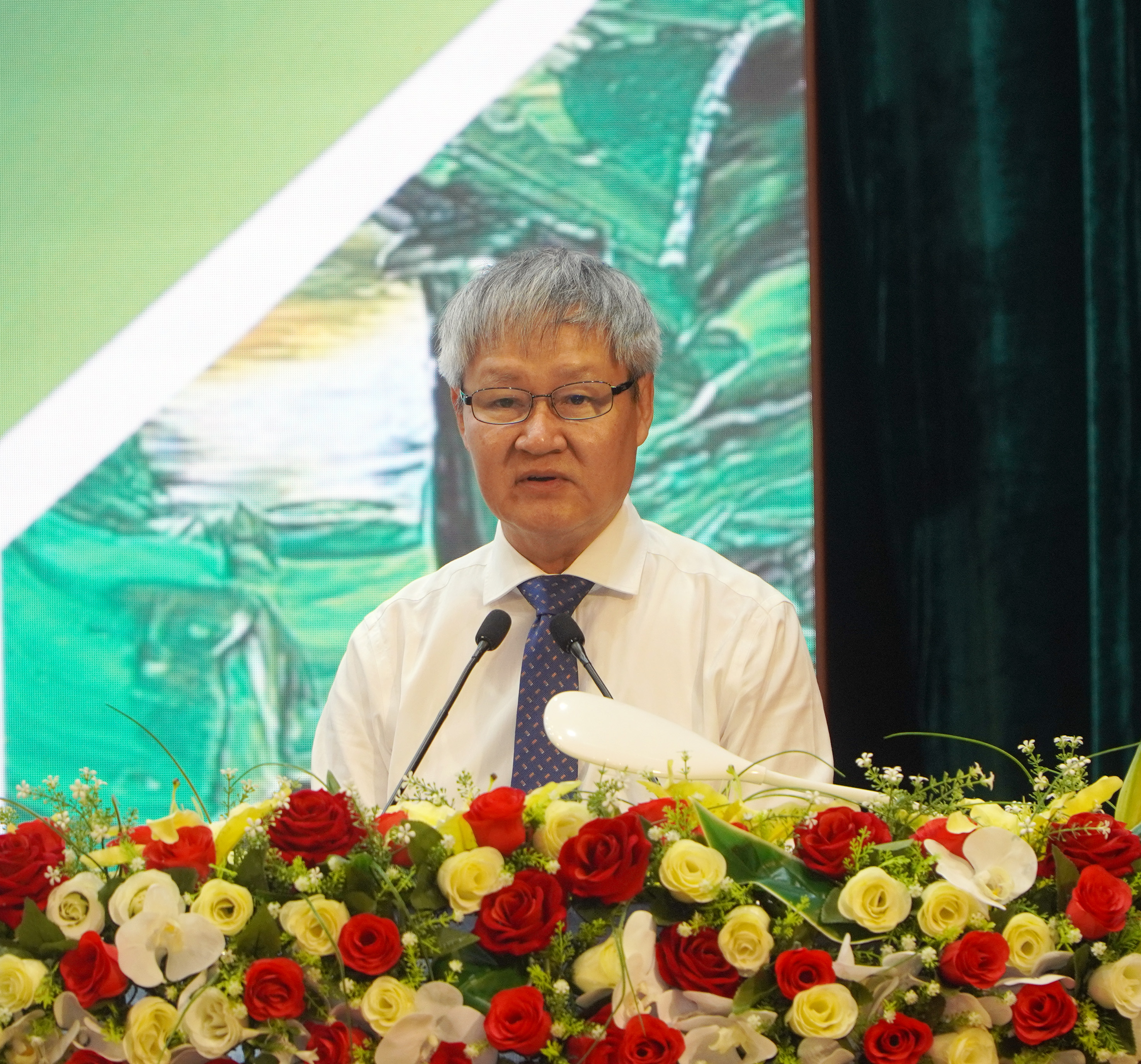 Ông Võ Tân Thành, Phó Chủ tịch VCCI phát biểu khai mạc hội thảo.