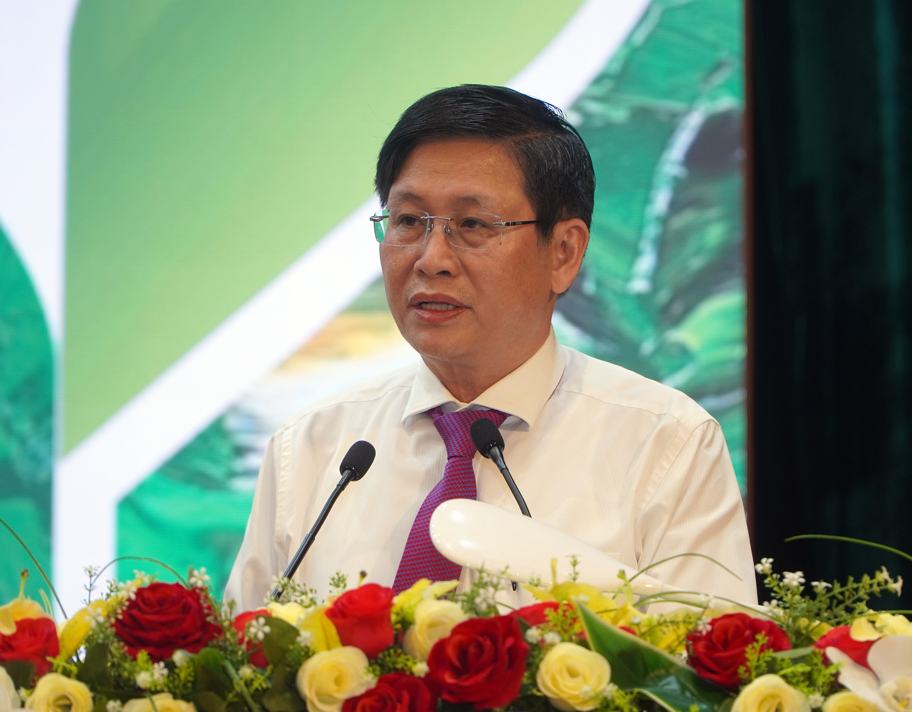 Phó Chủ tịch UBND tỉnh Lê Ngọc Khánh khẳng định, tỉnh tiếp tục nỗ lực cải thiện môi trường đầu tư theo định hướng phát triển xanh, bền vững.