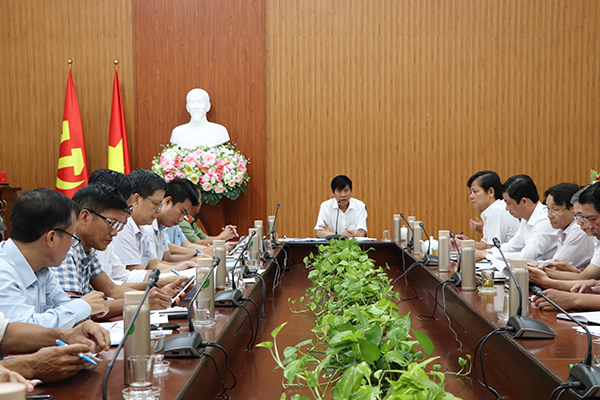 Phó Chủ tịch UBND huyện Châu Đức Nguyễn Đức Tân chủ trì hội nghị sơ kết đánh giá tình hình thực hiện nhiệm vụ Văn hóa - Xã hội 6 tháng đầu năm 2024.