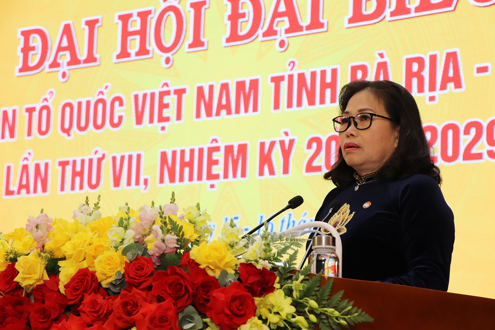 Bà Nguyễn Thị Yến phát biểu tại Đại hội.