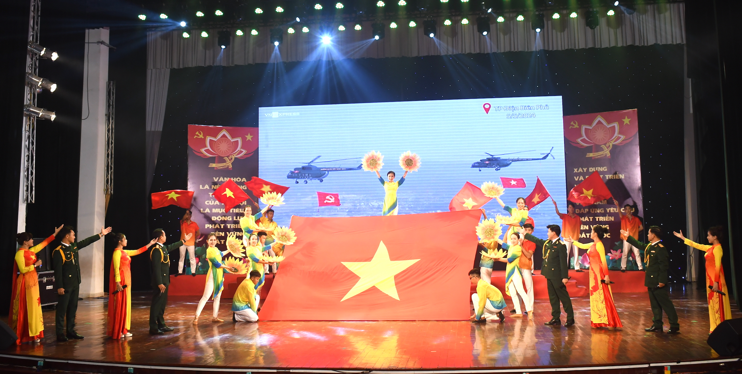 Tiết mục biẻu diễn của đội Bộ Chỉ huy Quân sự tỉnh.