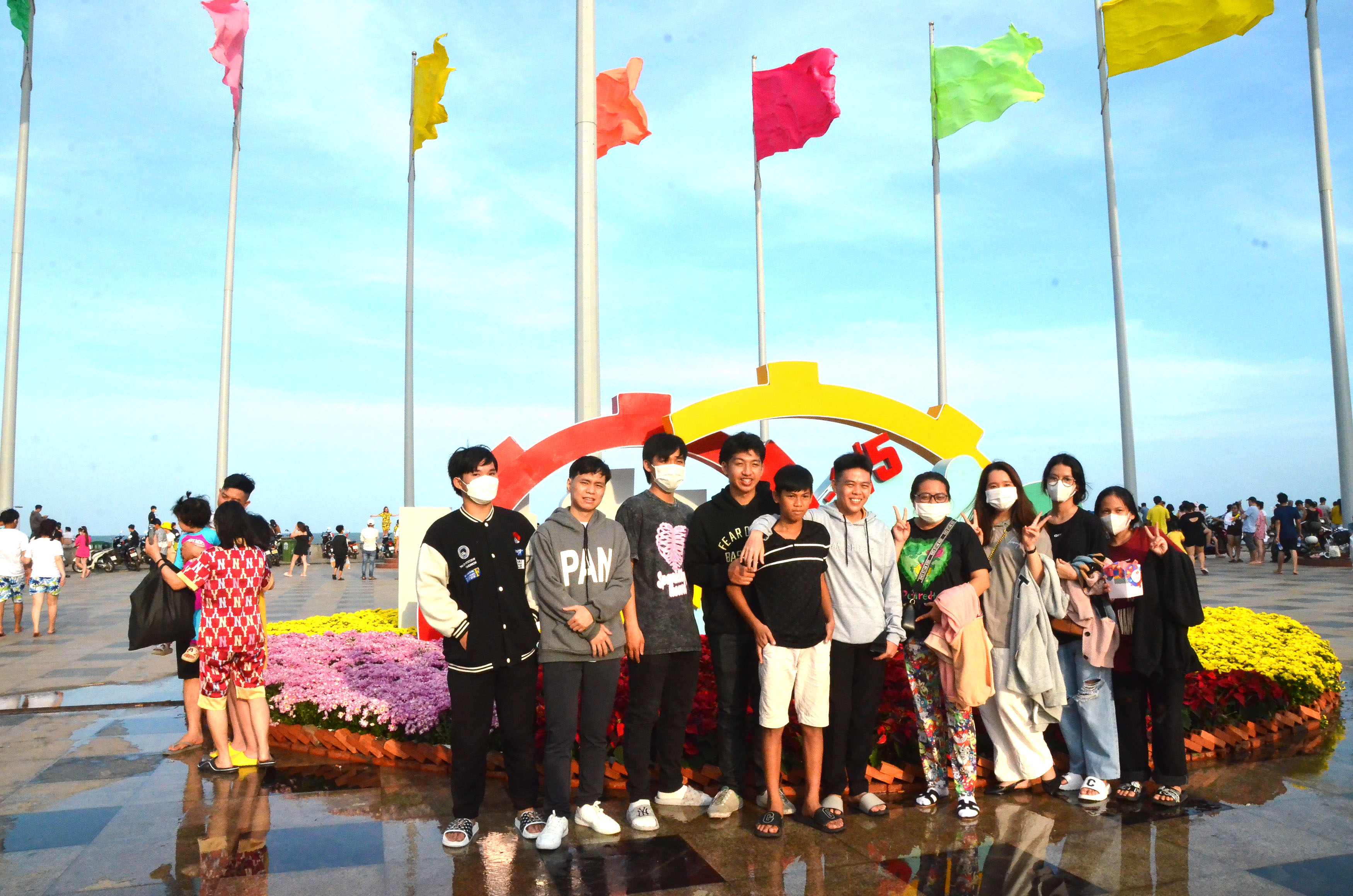 Khu vực Cột cờ Bãi Sau - nơi tổ chức chương trình “Tuborg Open your music”.