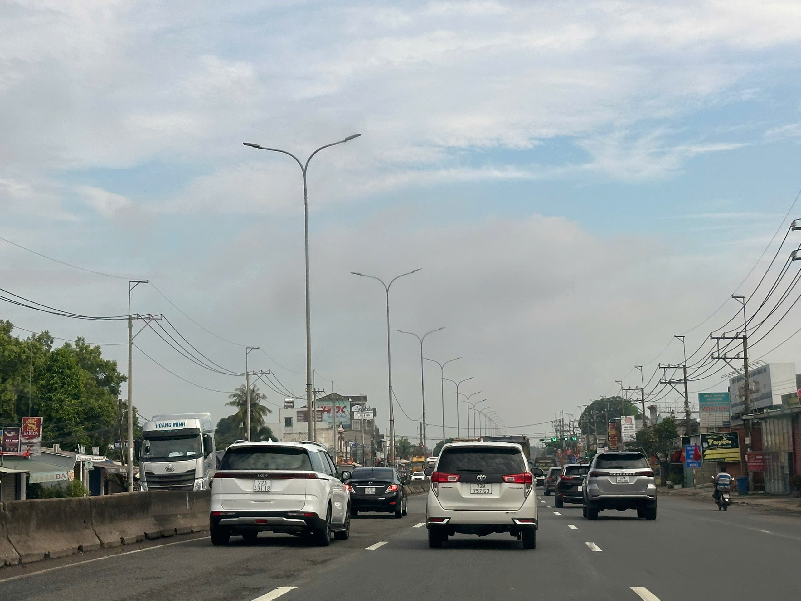 Ngày 31/8, lượng khách từ Vũng Tàu đi TP.Hồ Chí Minh và ngược lại khá nhộn nhịp. Tuy nhiên, QL51B khá tông thoáng.