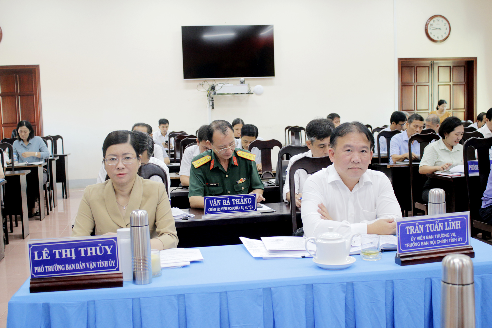 Các đại biểu tham dự hội nghị.