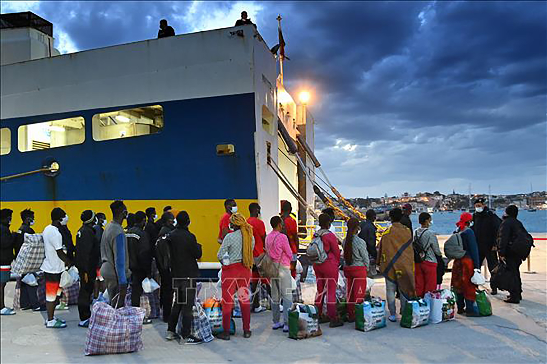 Người di cư trên đảo Lampedusa, Italy.