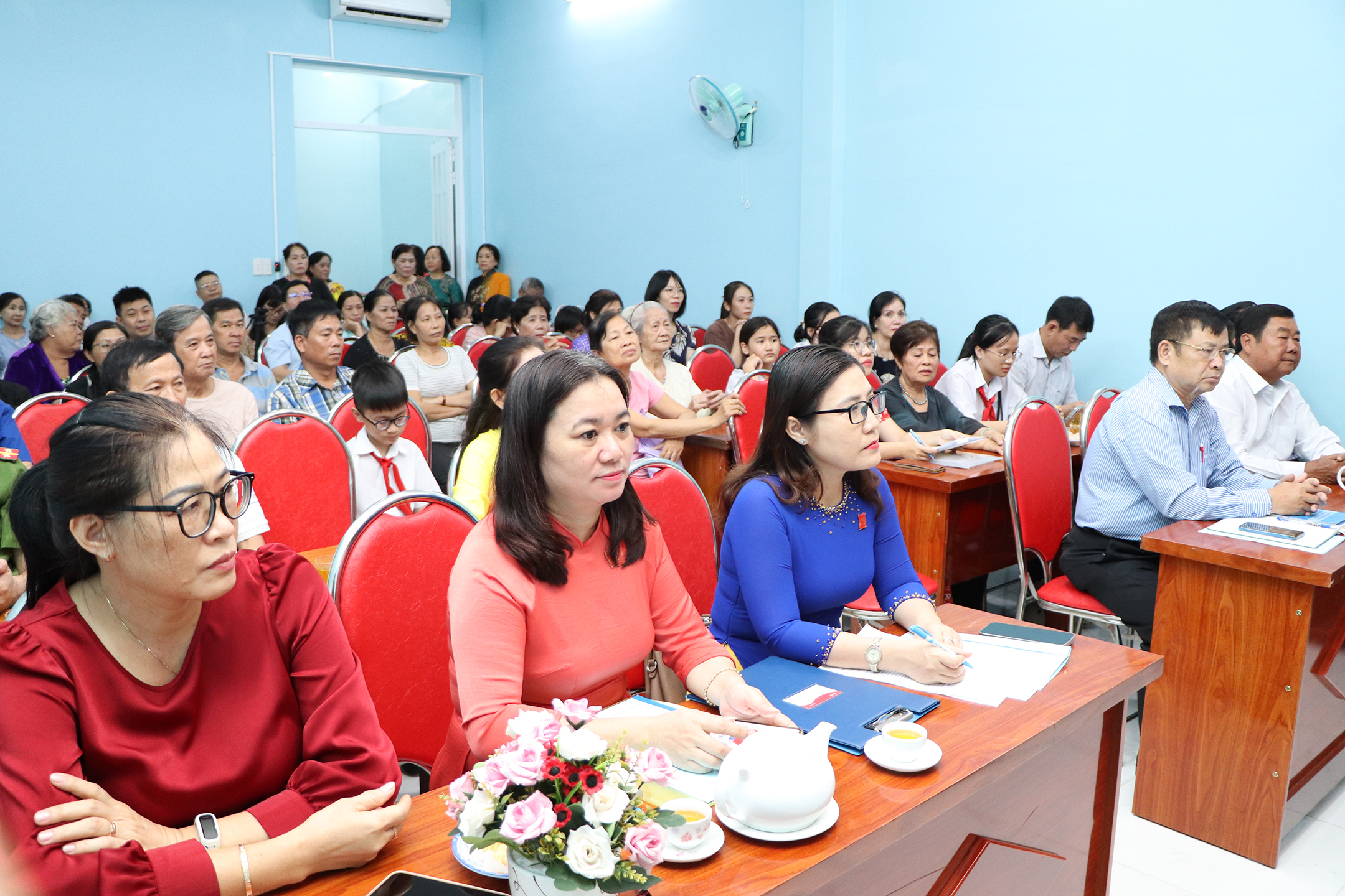 Các đại biểu dự Ngày hội.