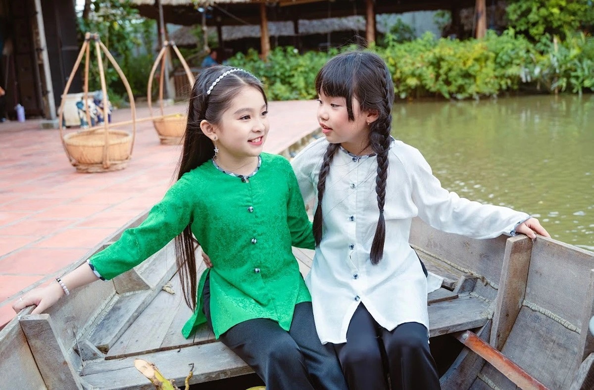 Hội thi “Nét đẹp áo bà ba xưa và nay” trong khuôn khổ tuần lễ.