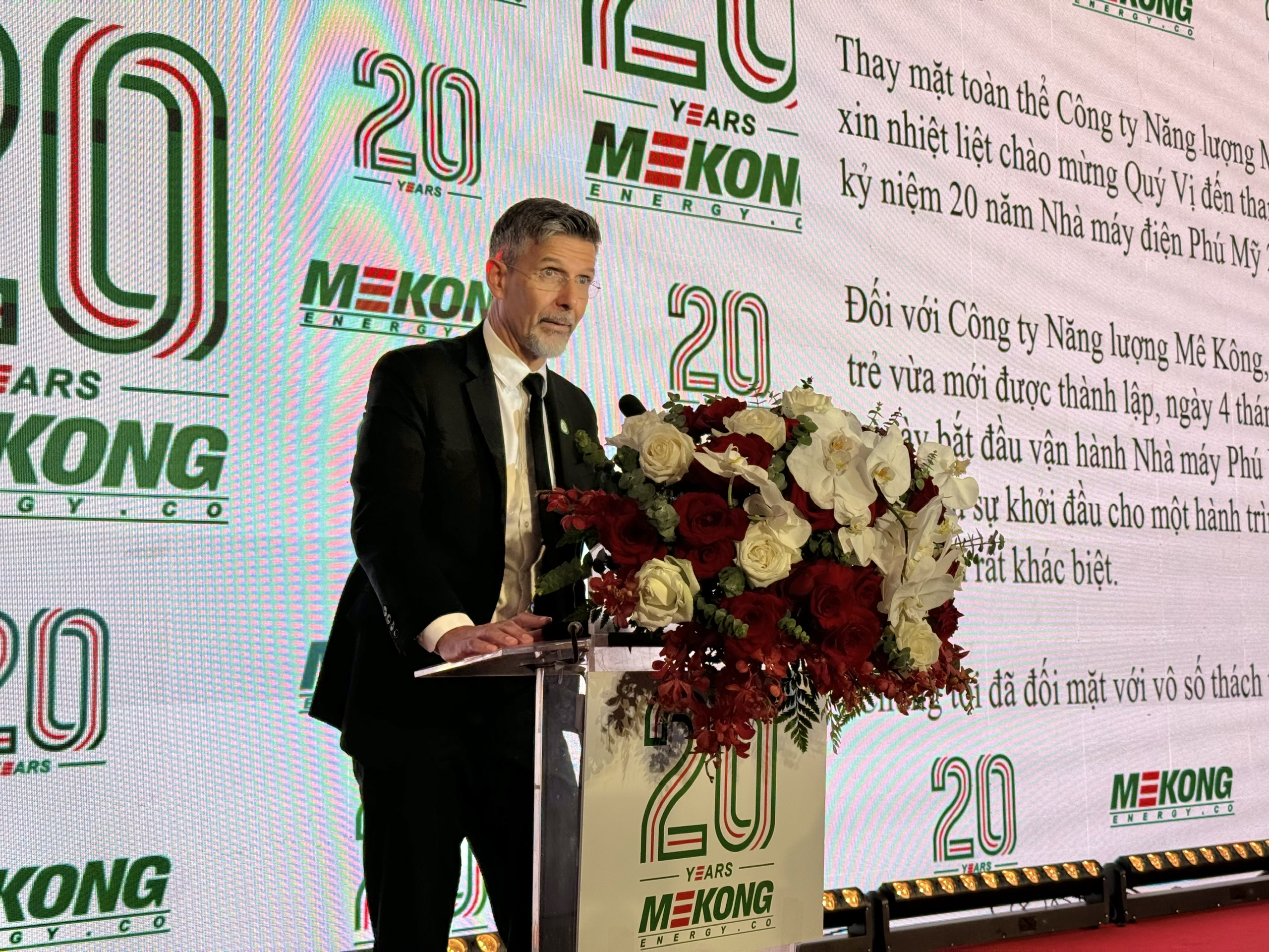 Ông Augusto Soares Dos Reis - Tổng giám đốc Công ty TNHH Năng lượng Mê Kông phát biểu tại buổi lễ kỷ niệm 20 năm vận hành nhà máy điện Phú Mỹ 2.2