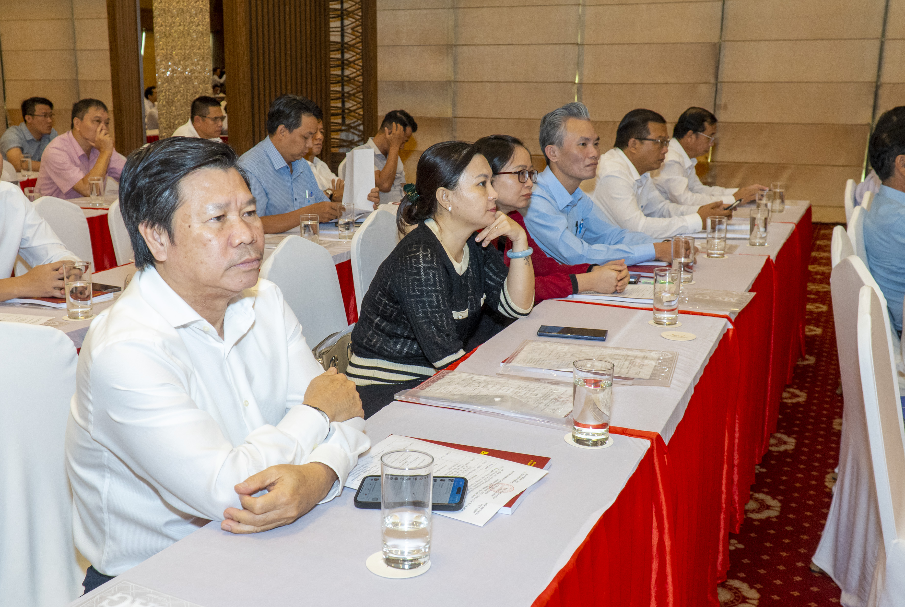 Lãnh đạo Ban Tuyên giáo các tỉnh, thành phố tham dự hội nghị.
