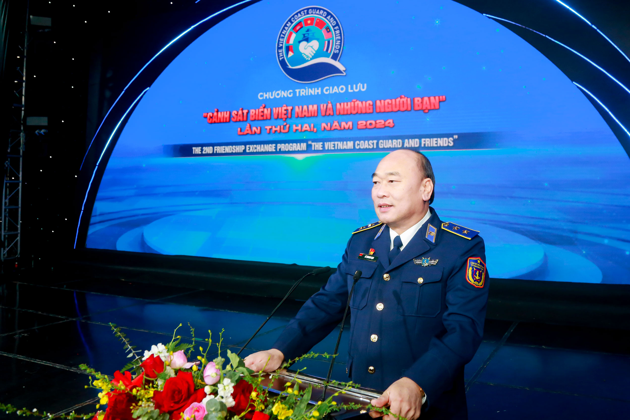 Trung tướng Lê Quang Đạo - Tư lệnh Cảnh sát biển Việt Nam phát biểu chào mừng tại đêm Gala.