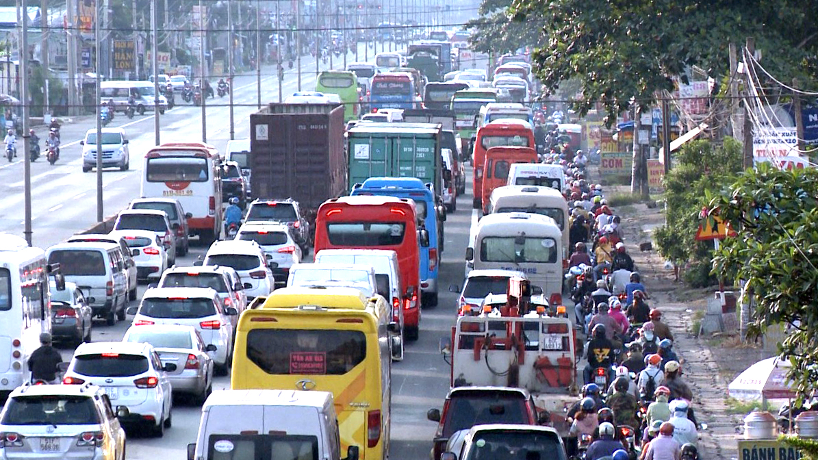 Quy định về thời gian lái xe liên tục: Giảm thiểu rủi ro tai nạn giao thông