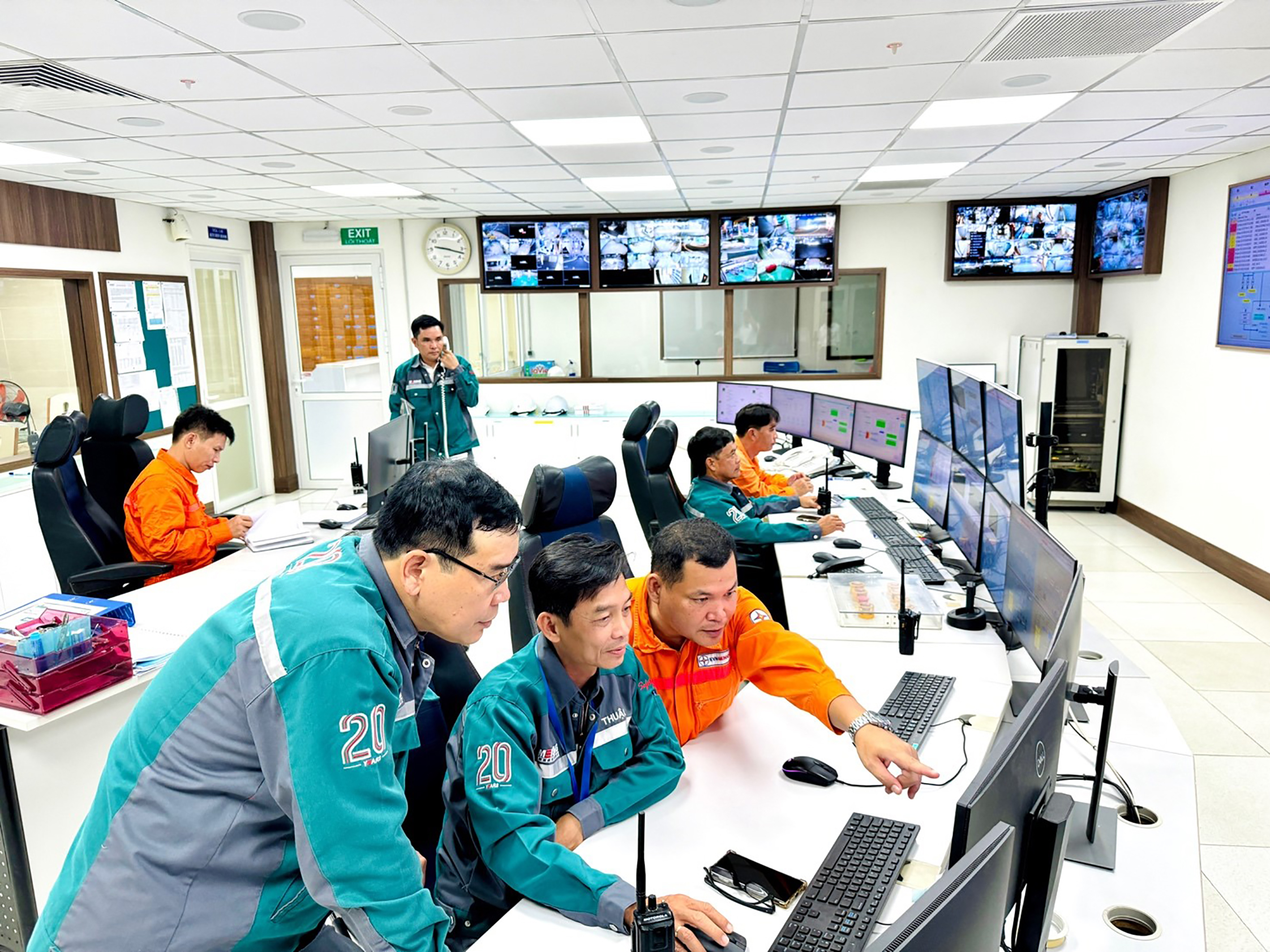 Chuyển giao vận hành tại Nhà máy điện Phú Mỹ 2.2.