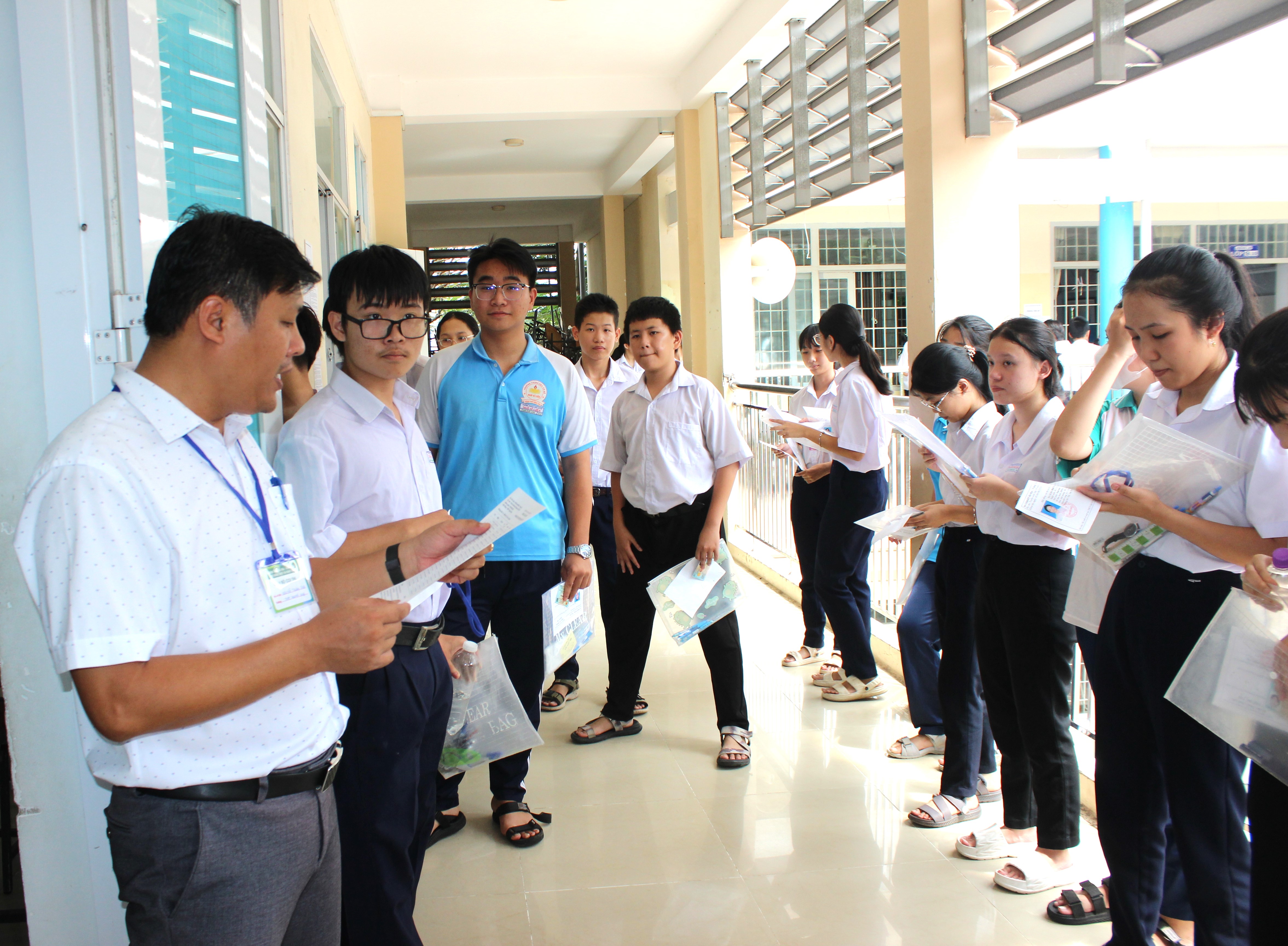 Tiếng Anh tiếp tục là môn thi thứ ba trong kỳ tuyển sinh lớp 10 sắp tới.