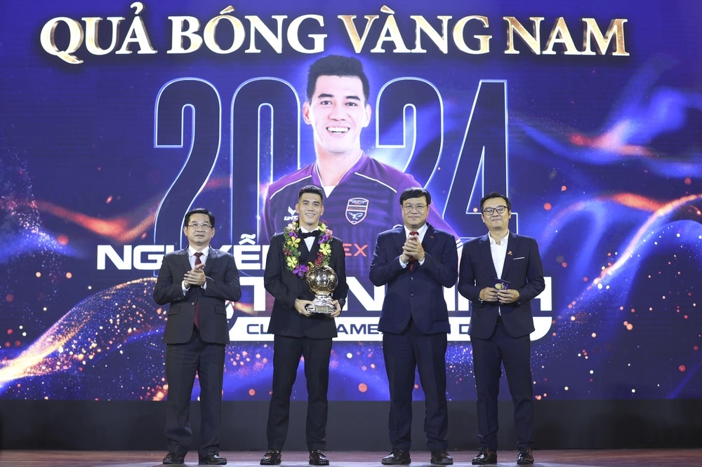 Tiến Linh xứng đáng với danh hiệu Quả bóng Vàng Việt Nam 2024.