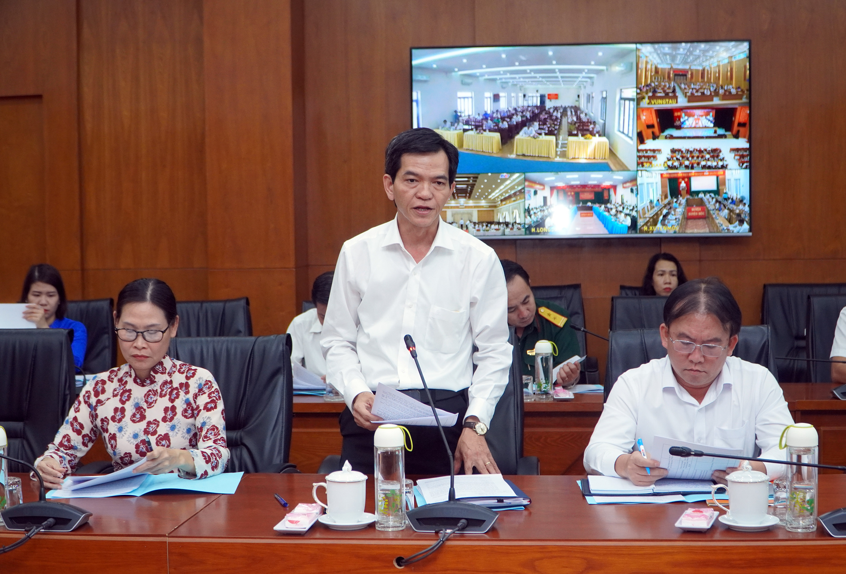 Ông Dương Trọng Hiếu, Trưởng Ban Tổ chức Tỉnh ủy...