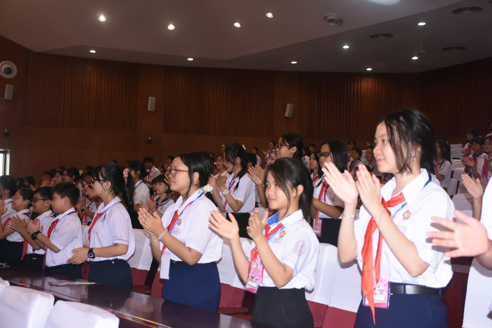 Thiếu nhi tương tác tham gia các nội dung của diễn đàn.