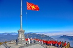 Những điểm check-in cờ đỏ sao vàng khắp ba miền dịp 30/4