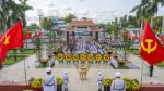 Lãnh đạo tỉnh viếng Nghĩa trang Liệt sĩ tỉnh nhân kỷ niệm 50 năm thống nhất đất nước