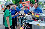 Hơn 100 lượt người dân tham gia chương trình thu cũ đổi mới