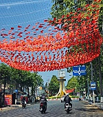 Phố phường sạch đẹp đón lễ