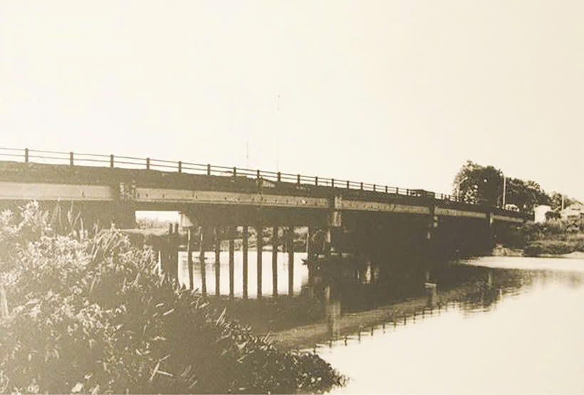 Cầu Rạch Chiếc xưa (ảnh tư liệu).
