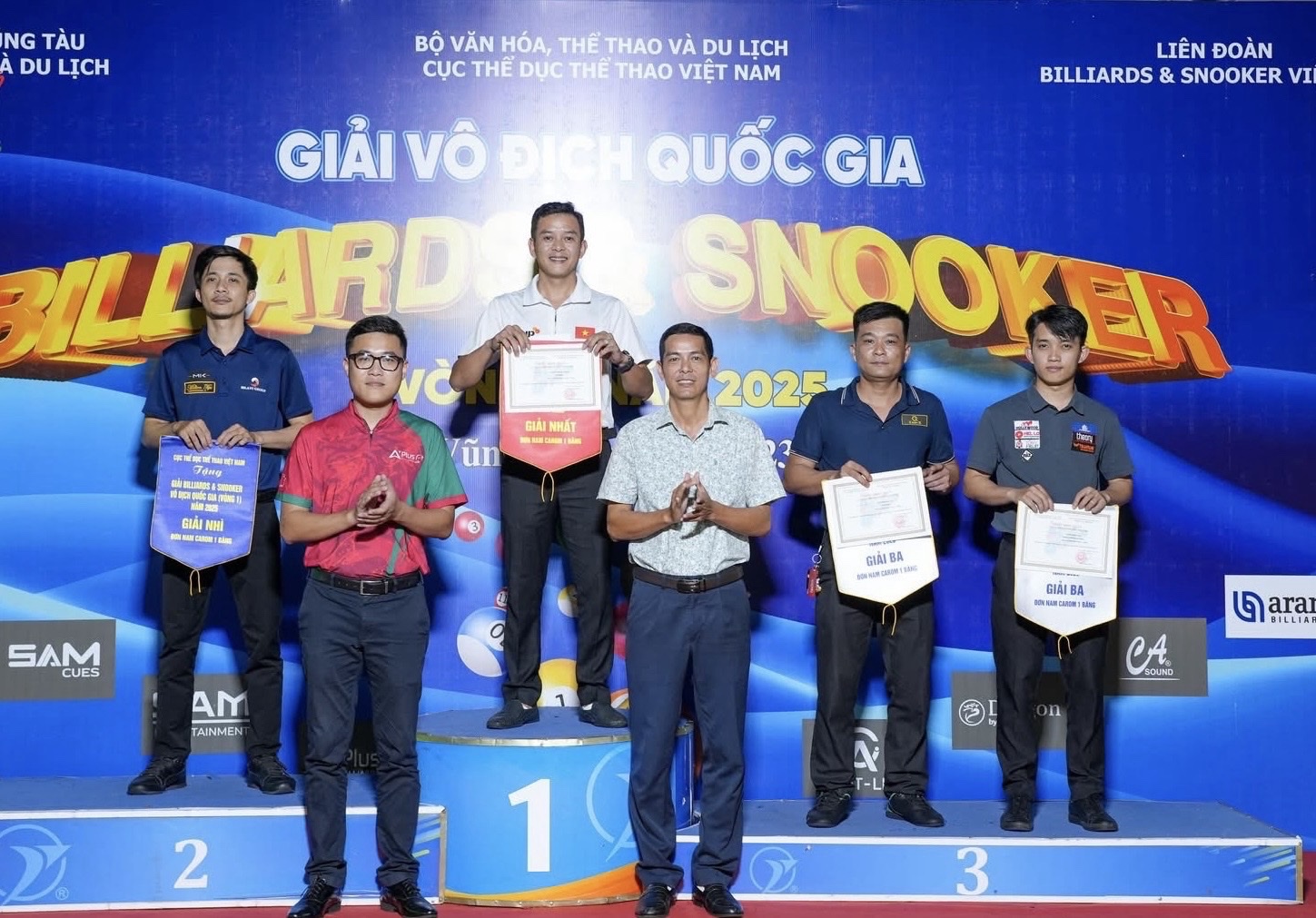 Các cơ thủ xuất sắc nhất ở nội dung carom 1 băng.