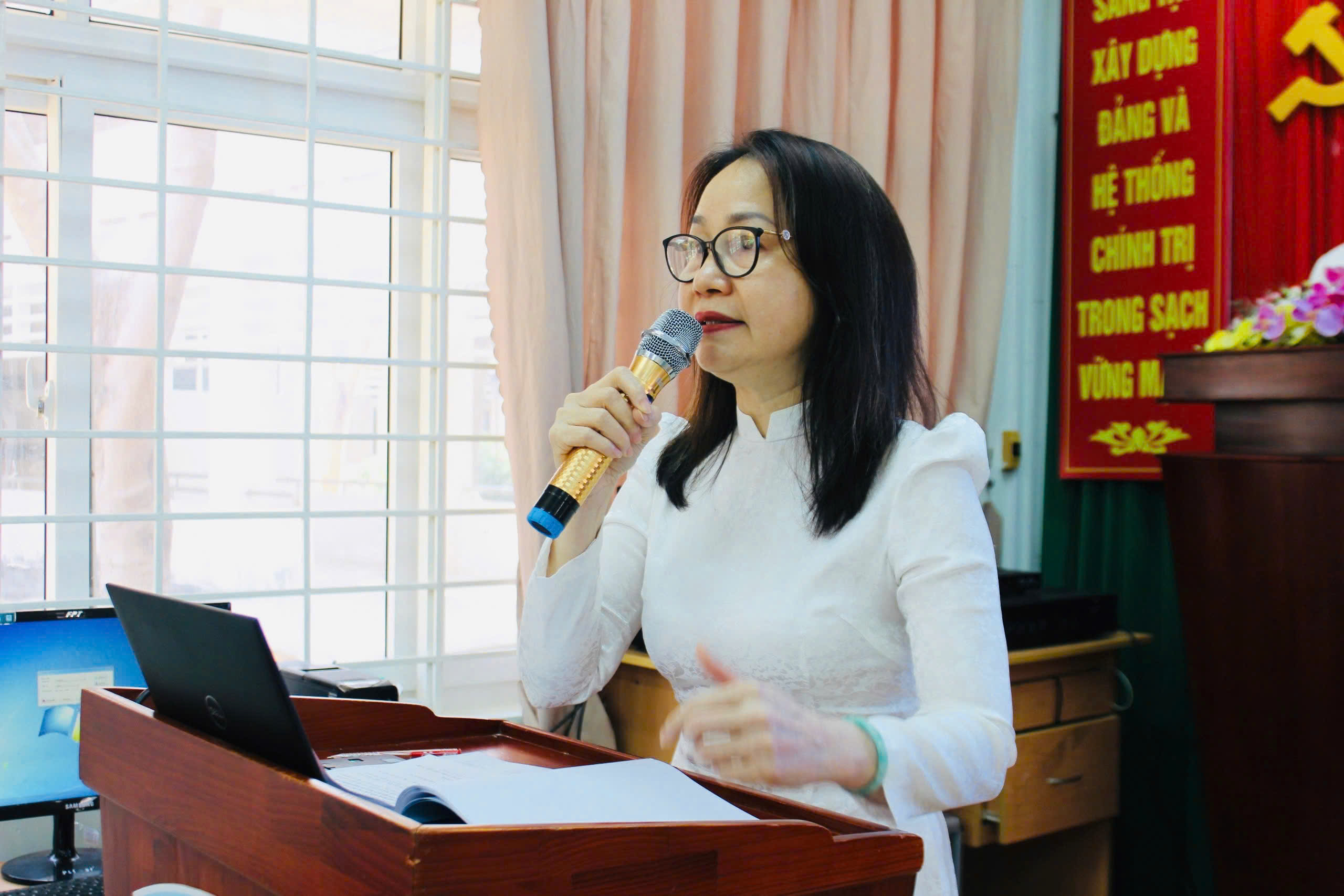 Bà Trần Thị Ngọc Châu phát biểu chỉ đạo tại hội nghị.