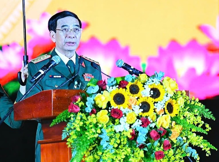 Đại tướng Phan Văn Giang, Ủy viên Bộ Chính trị, Bộ trưởng Bộ Quốc phòng phát biểu tại lễ kỷ niệm.Va