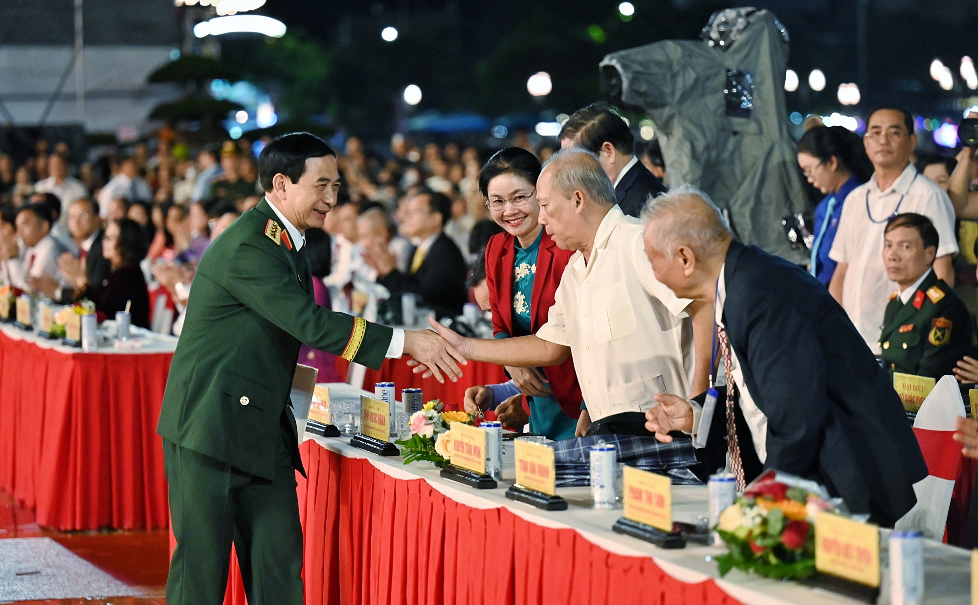 Đại tướng Phan Văn Giang, Ủy viên Bộ Chính trị, Bộ trưởng Bộ Quốc phòng gặp gỡ lãnh đạo tỉnh Bà Rịa-Vũng Tàu qua các thời kỳ.