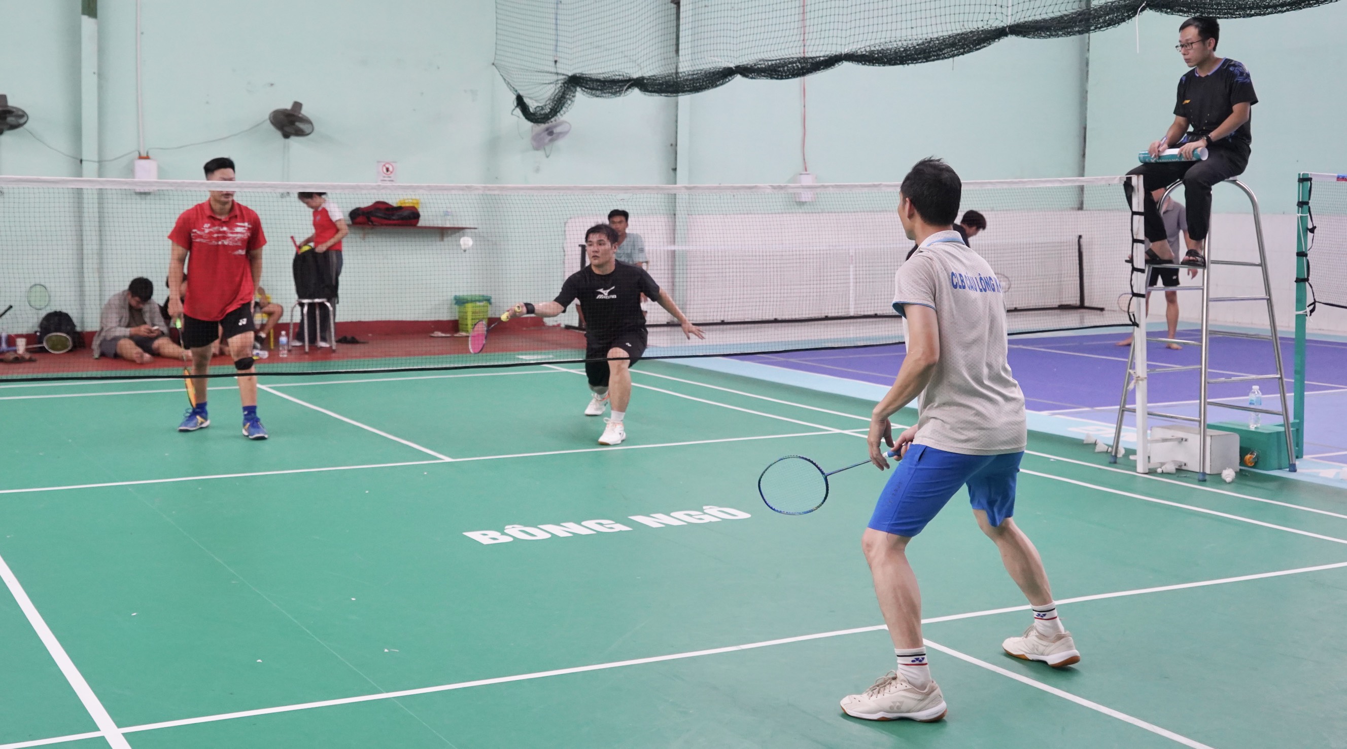 Các VĐV thi đấy ở nội dung đôi nam.