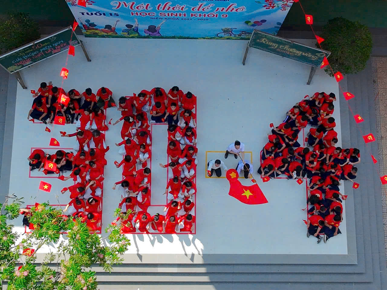 Hòa mình cùng cả nước chào đón kỷ niệm 50 năm Ngày giải phóng miền Nam thống nhất đất nước.