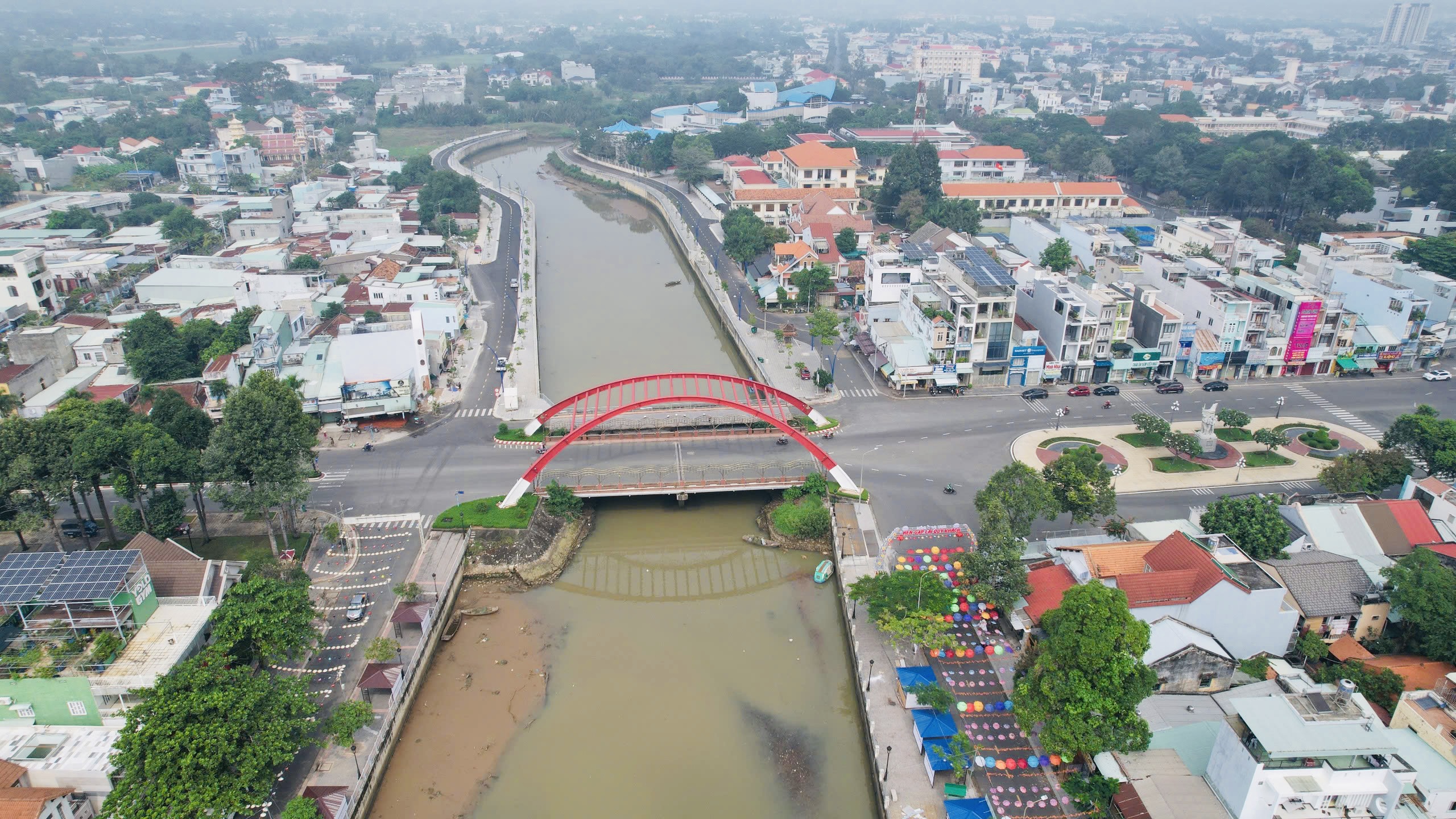 TP. Hồ Chí Minh (mới) có 163 đơn vị hành chính cấp xã mới (112 phường, 50 xã và 1 đặc khu). Trong ảnh: 