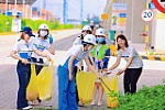 Vina Logistics làm sạch cảng,hưởng ứng Ngày môi trường