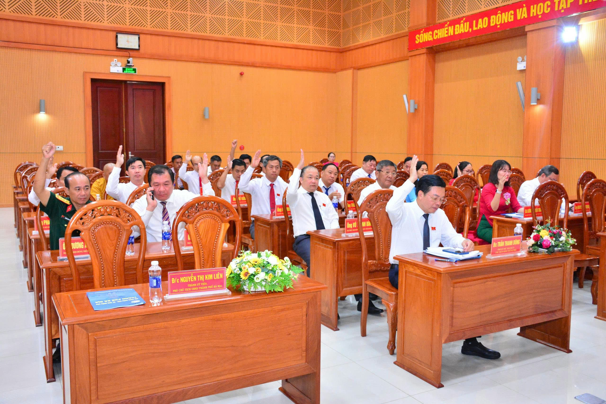 Kỳ họp thứ 27 HĐND TP.Bà Rịa khóa VI: Thông qua 3 nghị quyết