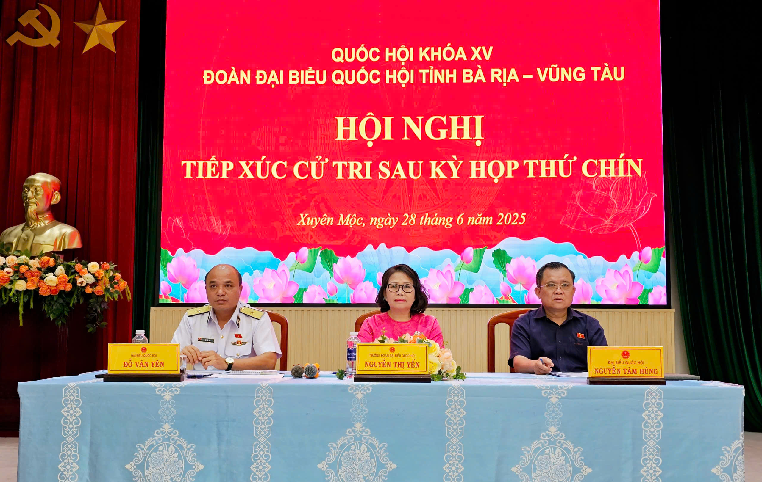 Cử tri huyện Xuyên Mộc phấn khởi trước kết quả Kỳ họp thứ Chín