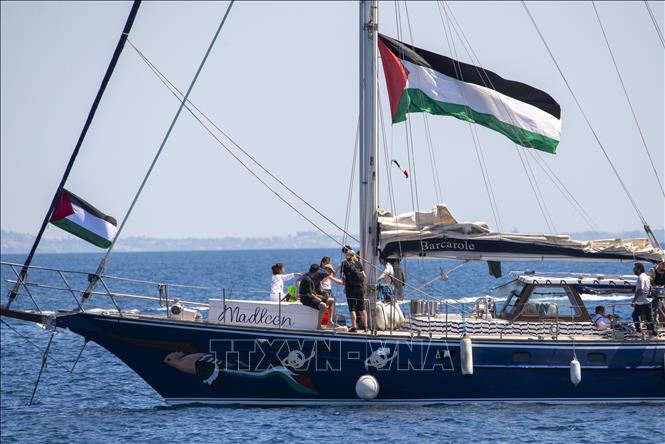 Tàu cứu trợ Madleen của Tổ chức Freedom Flotilla Coalition.