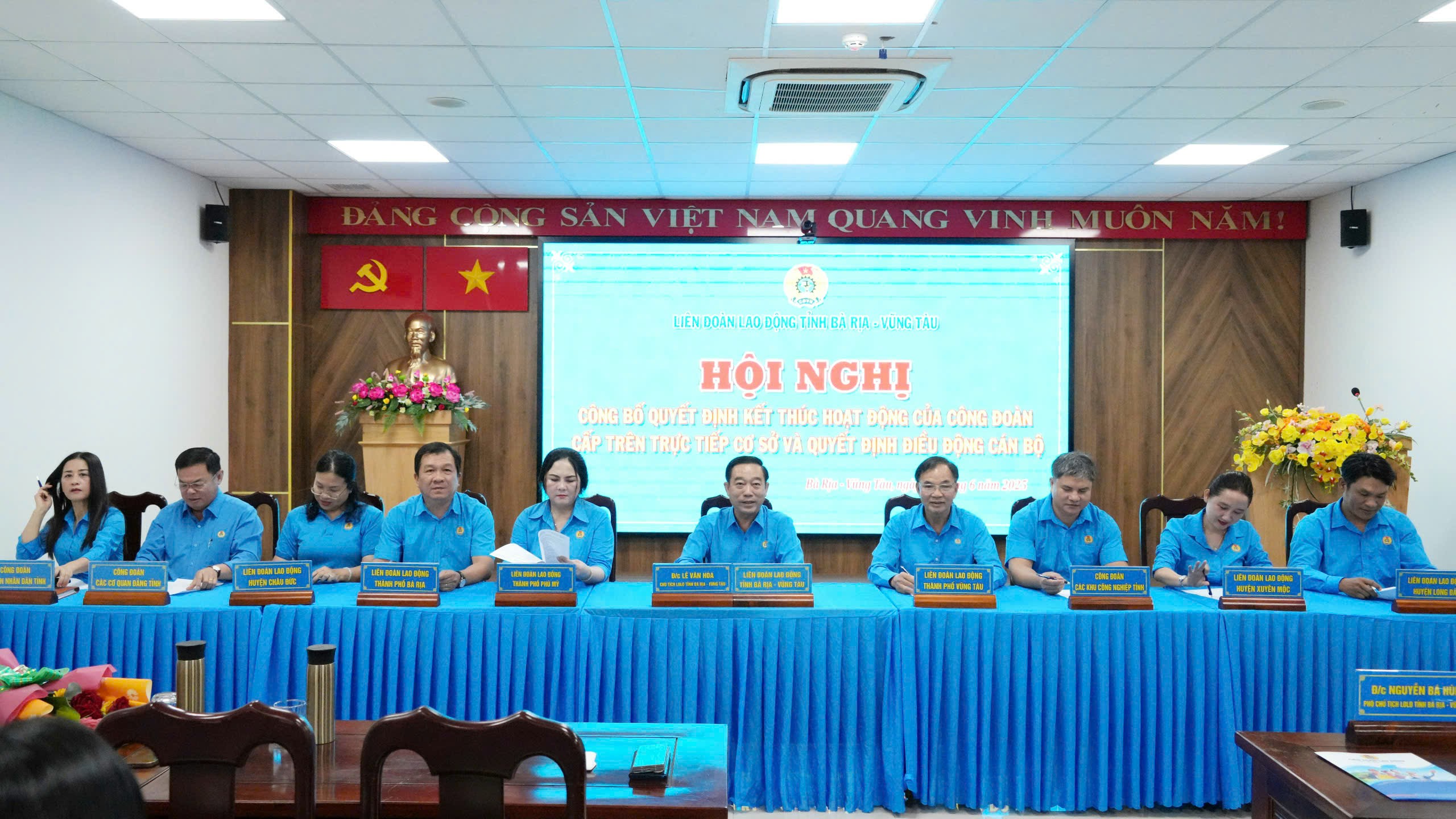 Các đơn vị ký kết công tác bàn giao sau khi kết thúc hoạt động.
