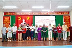Trao 75 phần quà đến thương binh, người có công, gia đình chính sách