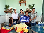 Trao tặng Nhà tình nghĩa cho gia đình người có công tại phường Tam Long