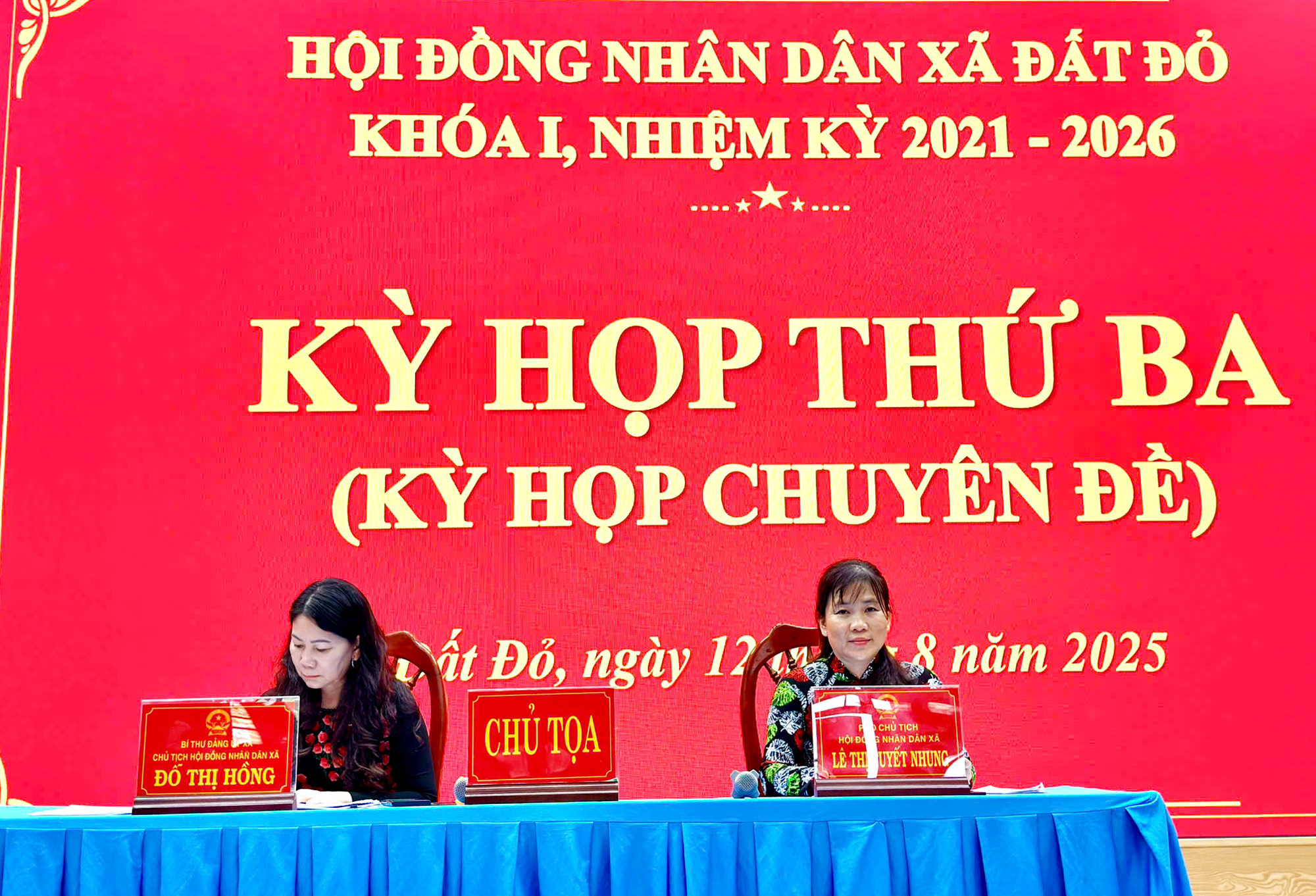 Kỳ họp thứ Ba HĐND xã Đất Đỏ (TPHCM) khóa I thông qua 3 nghị quyết quan trọng